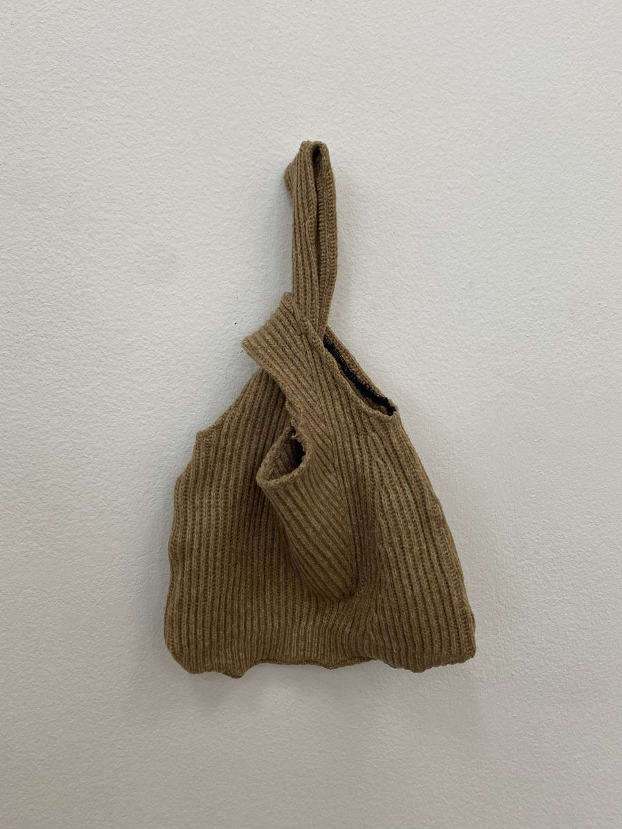 small knot bag